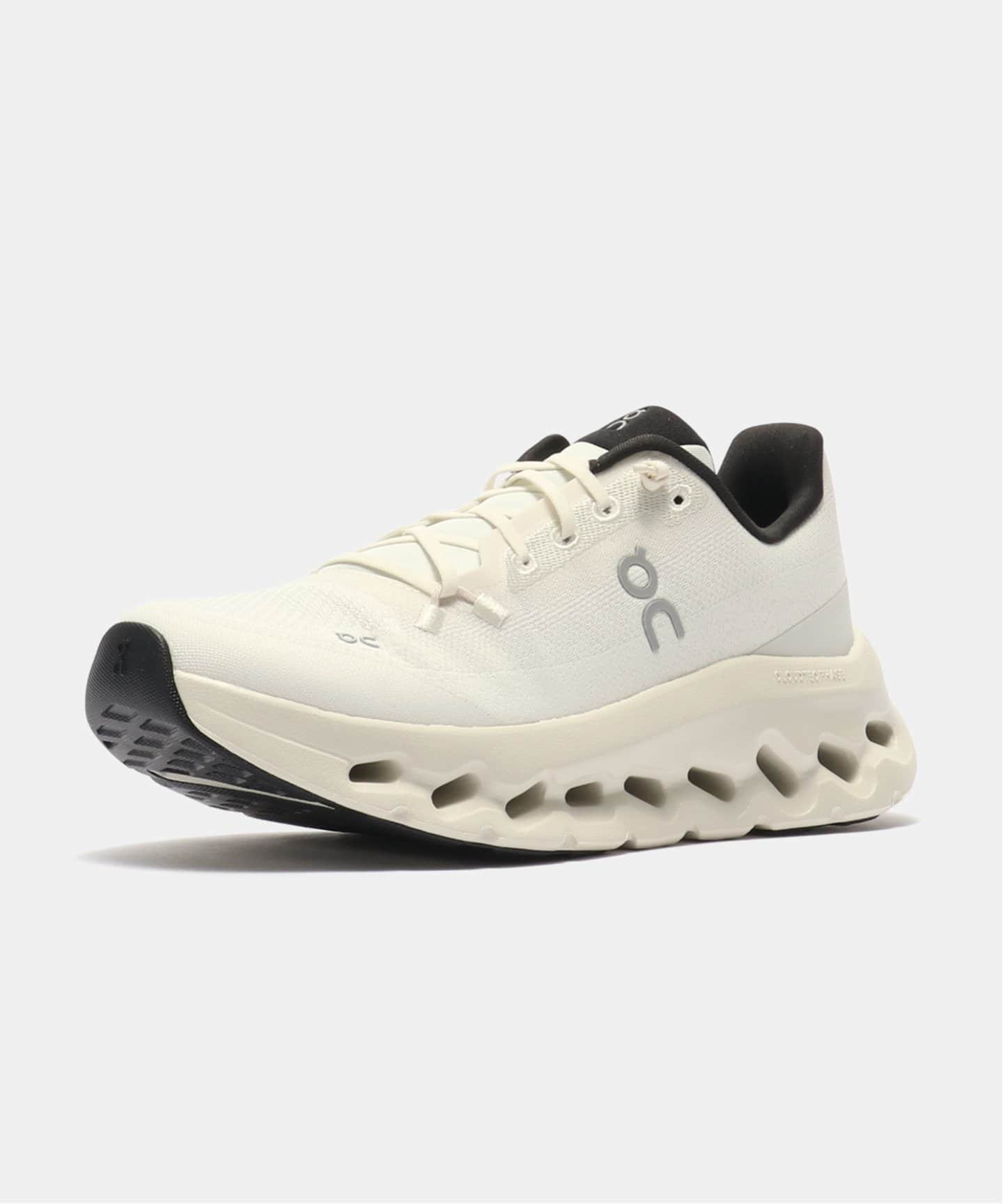 On Cloudtilt 3WE10052531