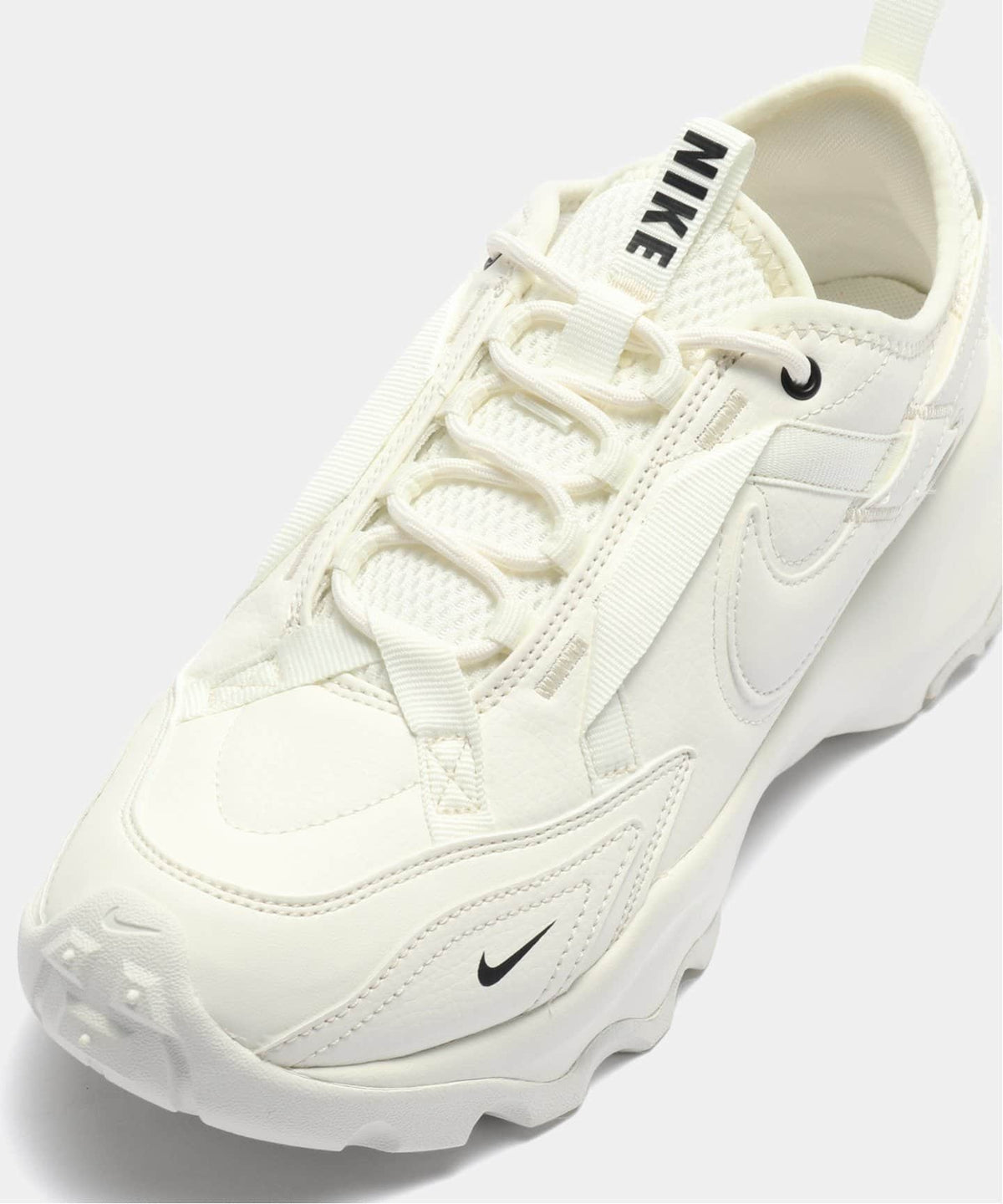 NIKE W TC 7900 DD9682-100