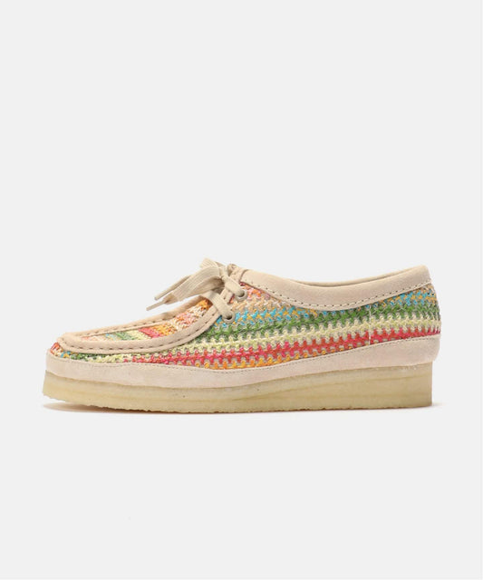 Clarks Wallabee. Multi Raffia 26180170