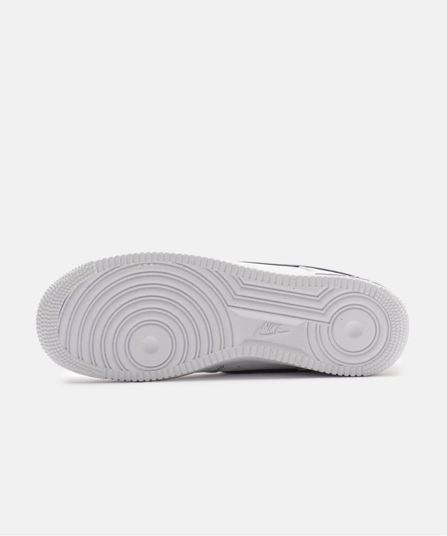 NIKE AIR FORCE 1 07 LV8 ESS+ HQ2037-100