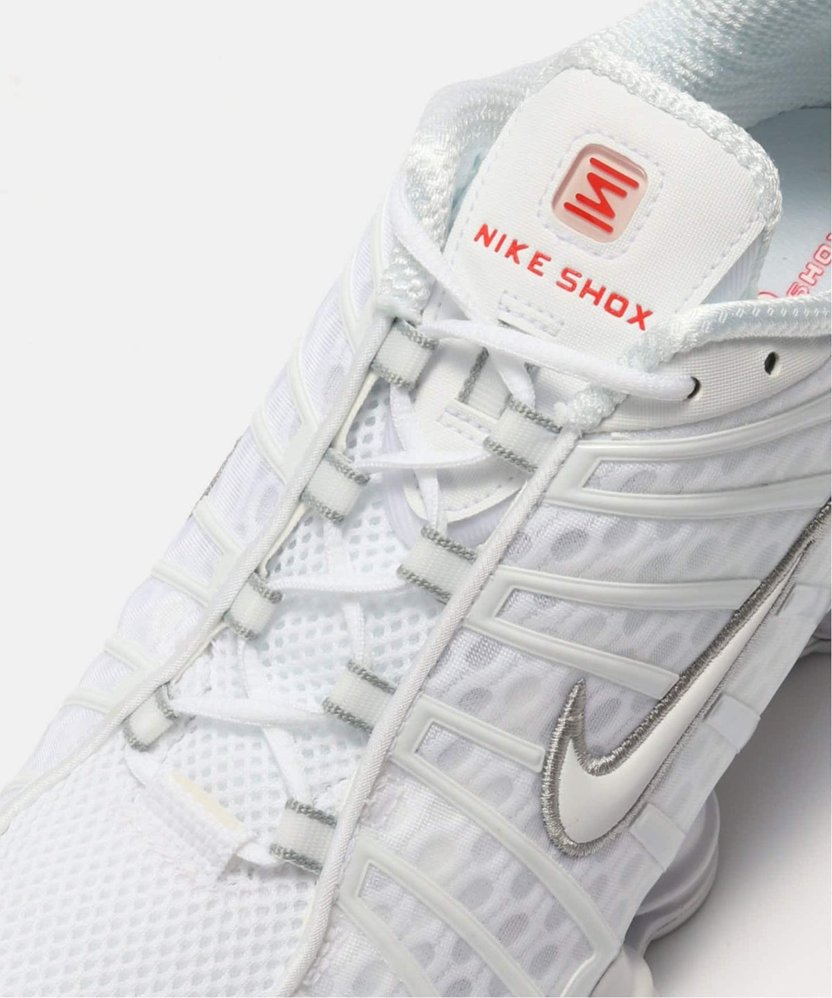 NIKE SHOX TL AV3595-100