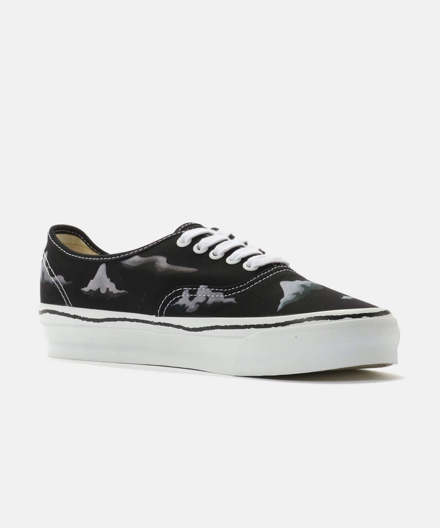 VANS × YUSUKE HANAI AUTHENTIC 44 VN000EBNBPB