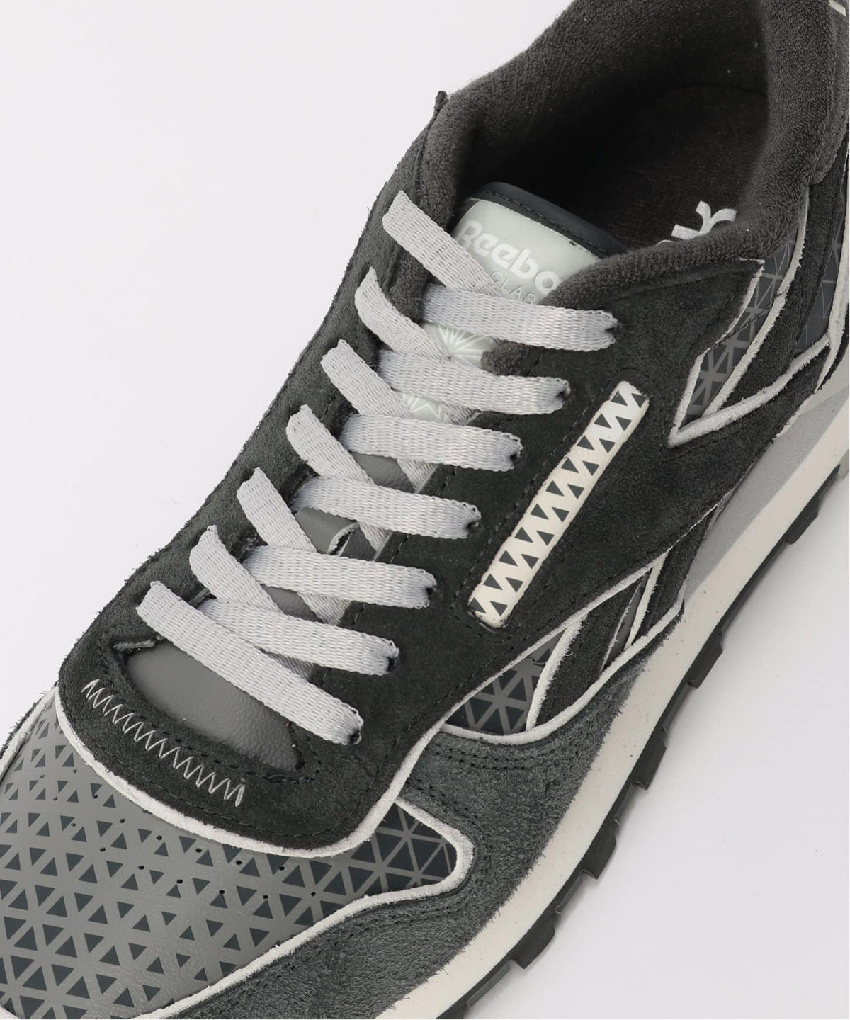 WHITE MOUNTAINEERING × Reebok CLASSIC LEATHER 100233213