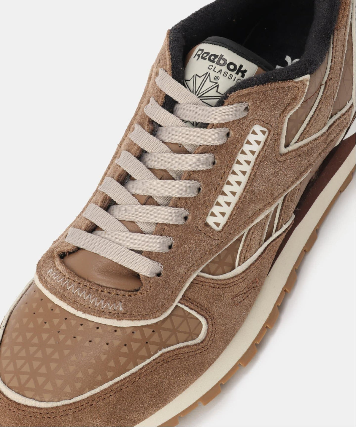 WHITE MOUNTAINEERING × Reebok CLASSIC LEATHER 100233214