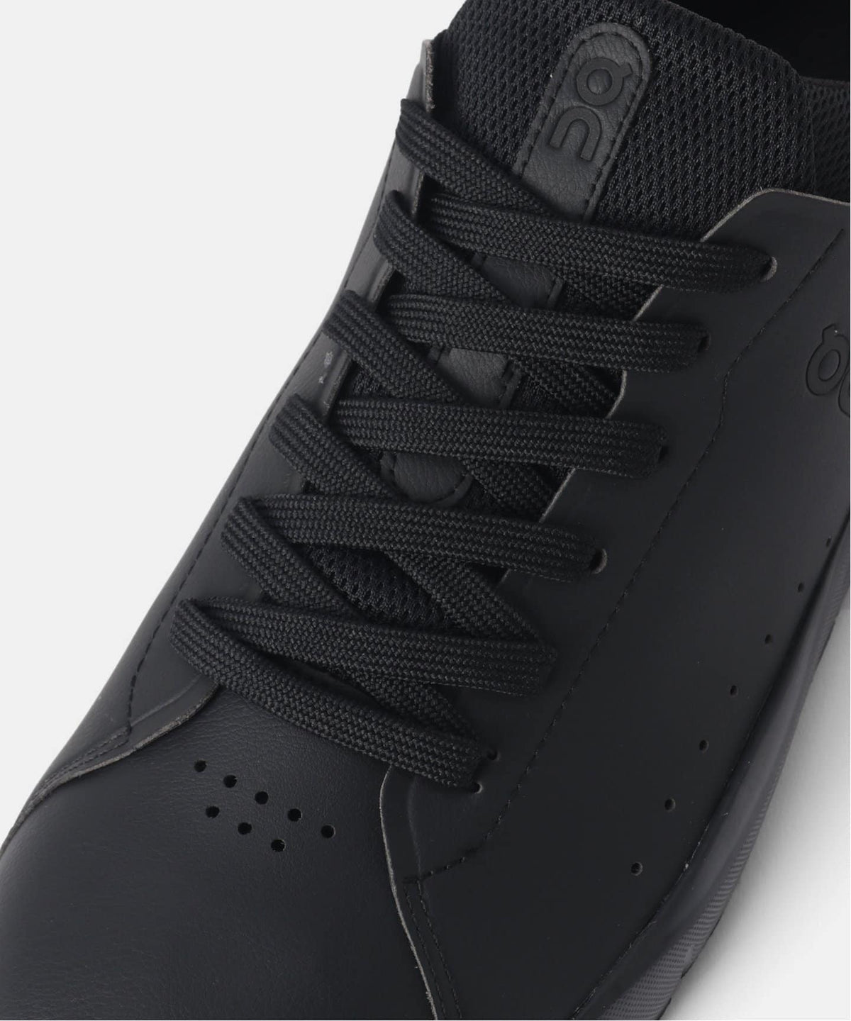 On THE ROGER Advantage:3MD10640485