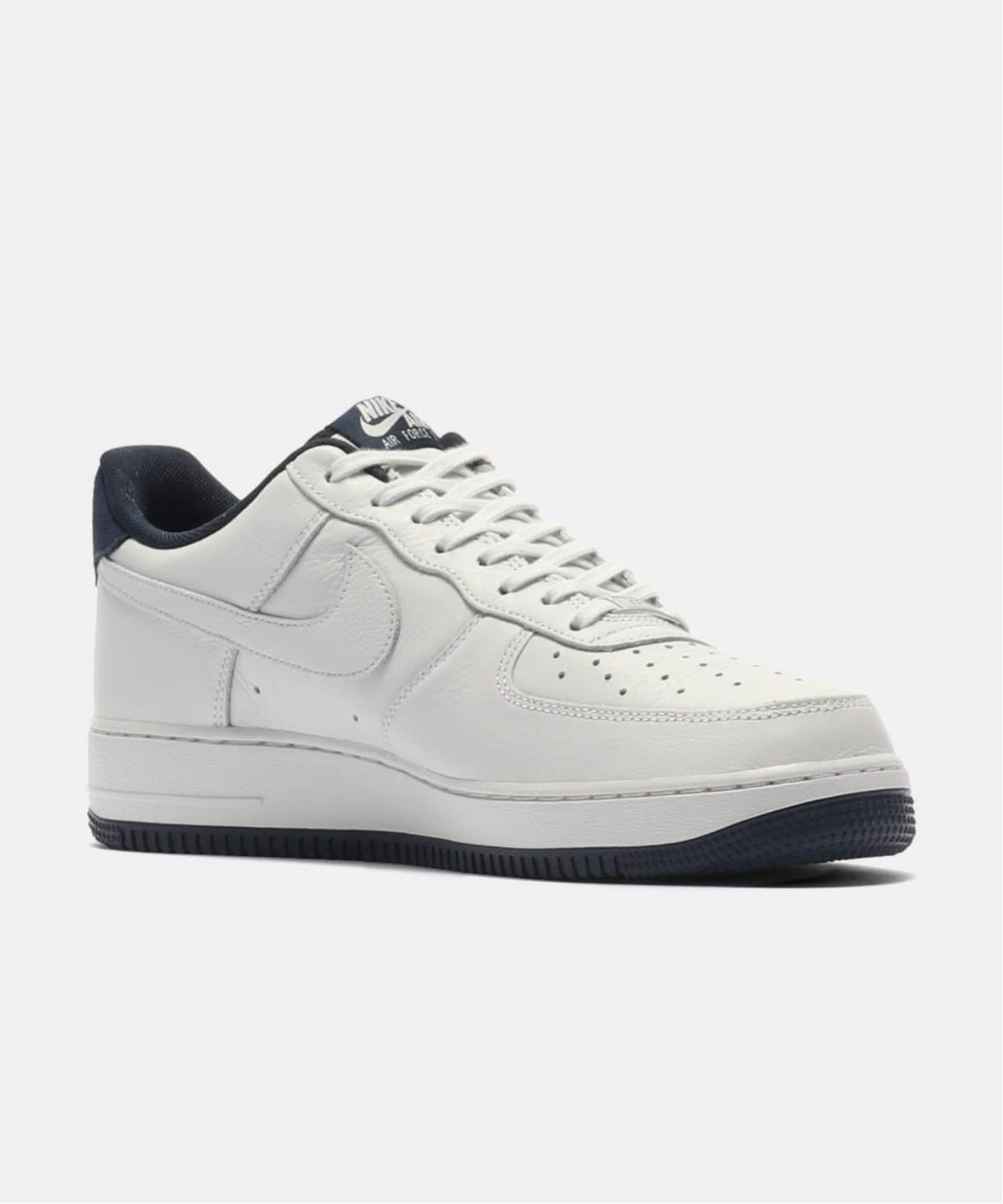 NIKE AIR FORCE 1  07 LV8 ESS HM9483-001