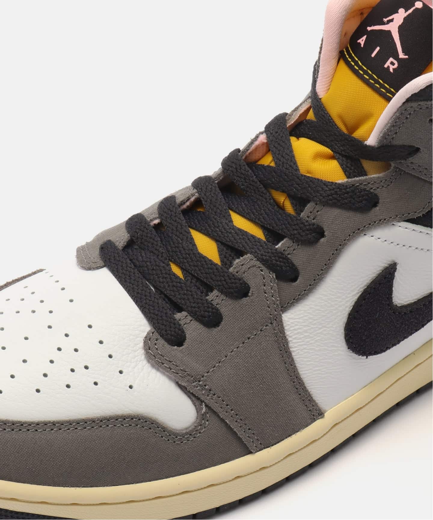 JORDAN BRAND AIR JORDAN 1 MID SE HQ2011-100