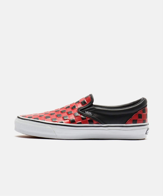 OTW by VANS Classic Slip-On 98 Vibram VN000DCMBRR