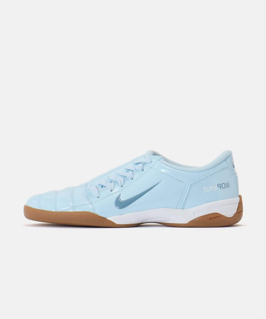 NIKE WMNS TOTAL 90 IB5666-401