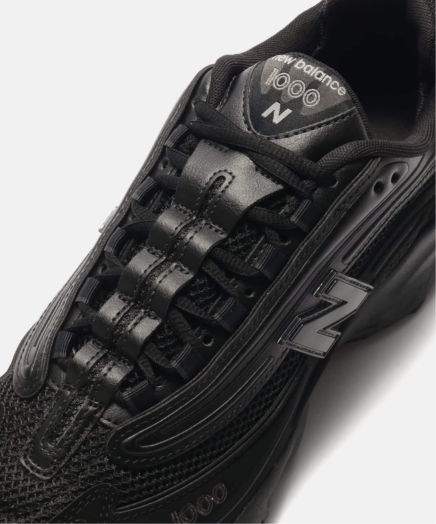 NEW BALANCE M1000B