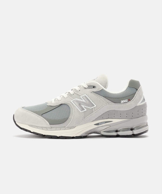 New Balance M2002RXJ