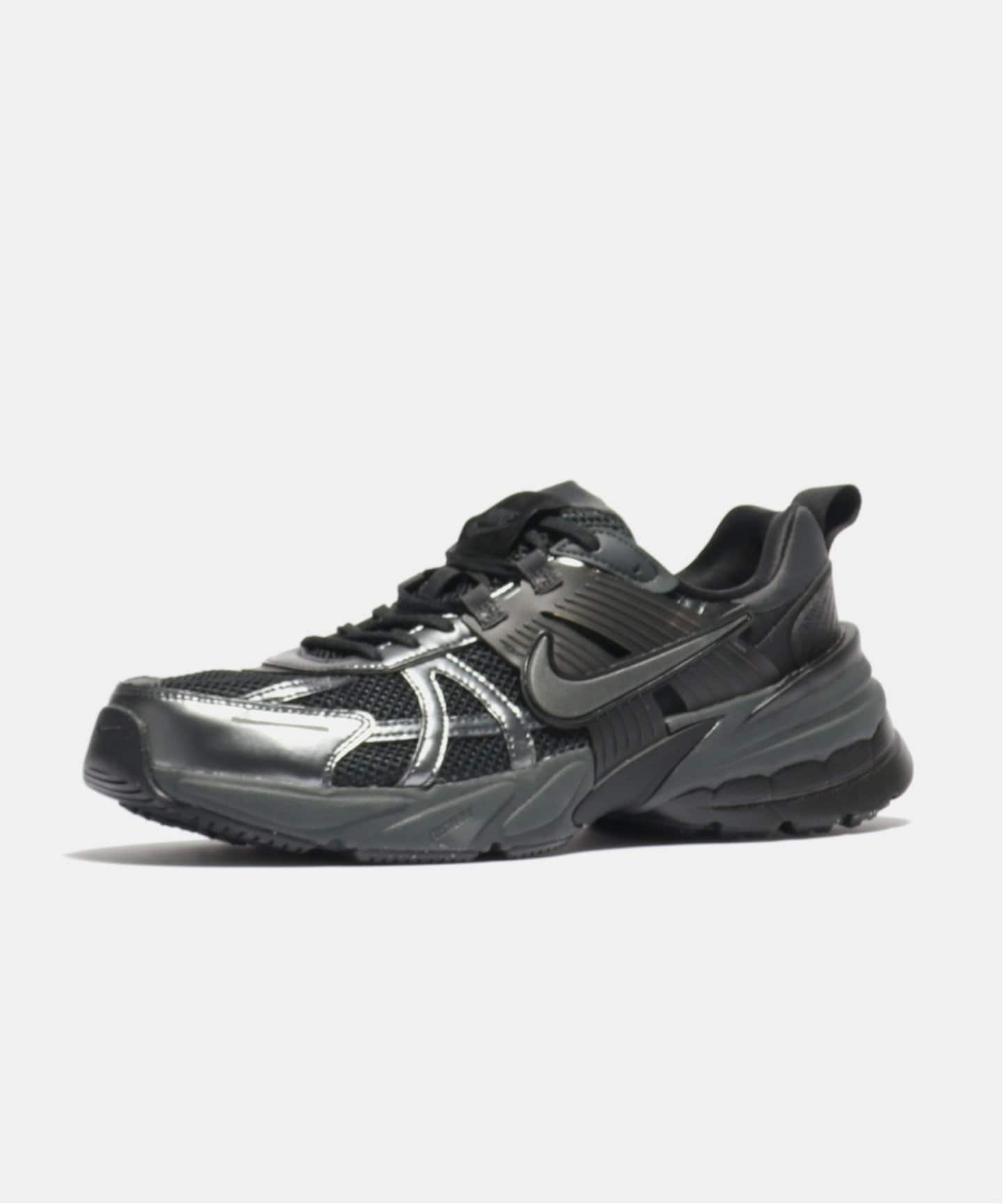 NIKE V2K RUN HJ4497-001