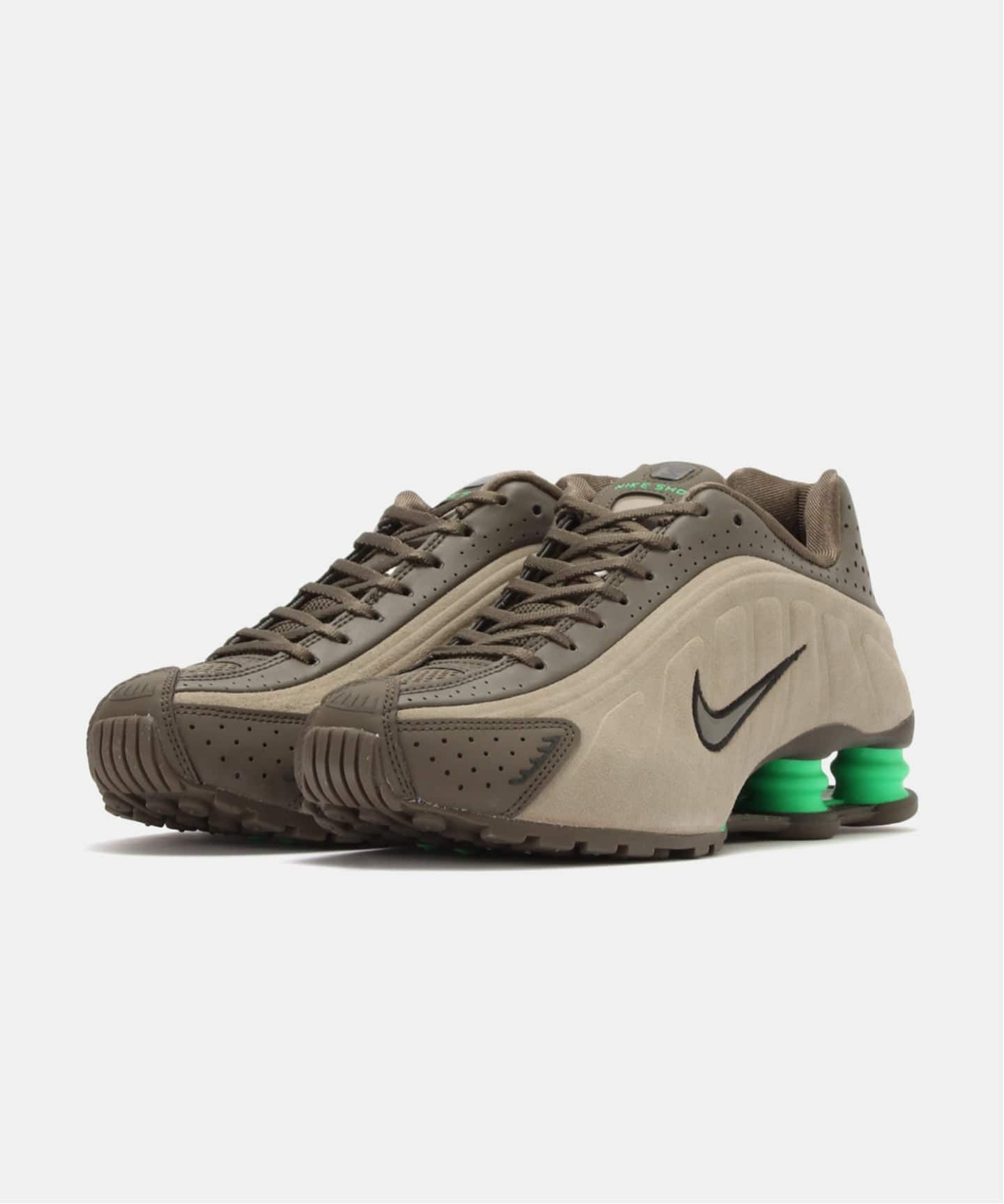 NIKE W SHOX R4 SE HQ7739-200
