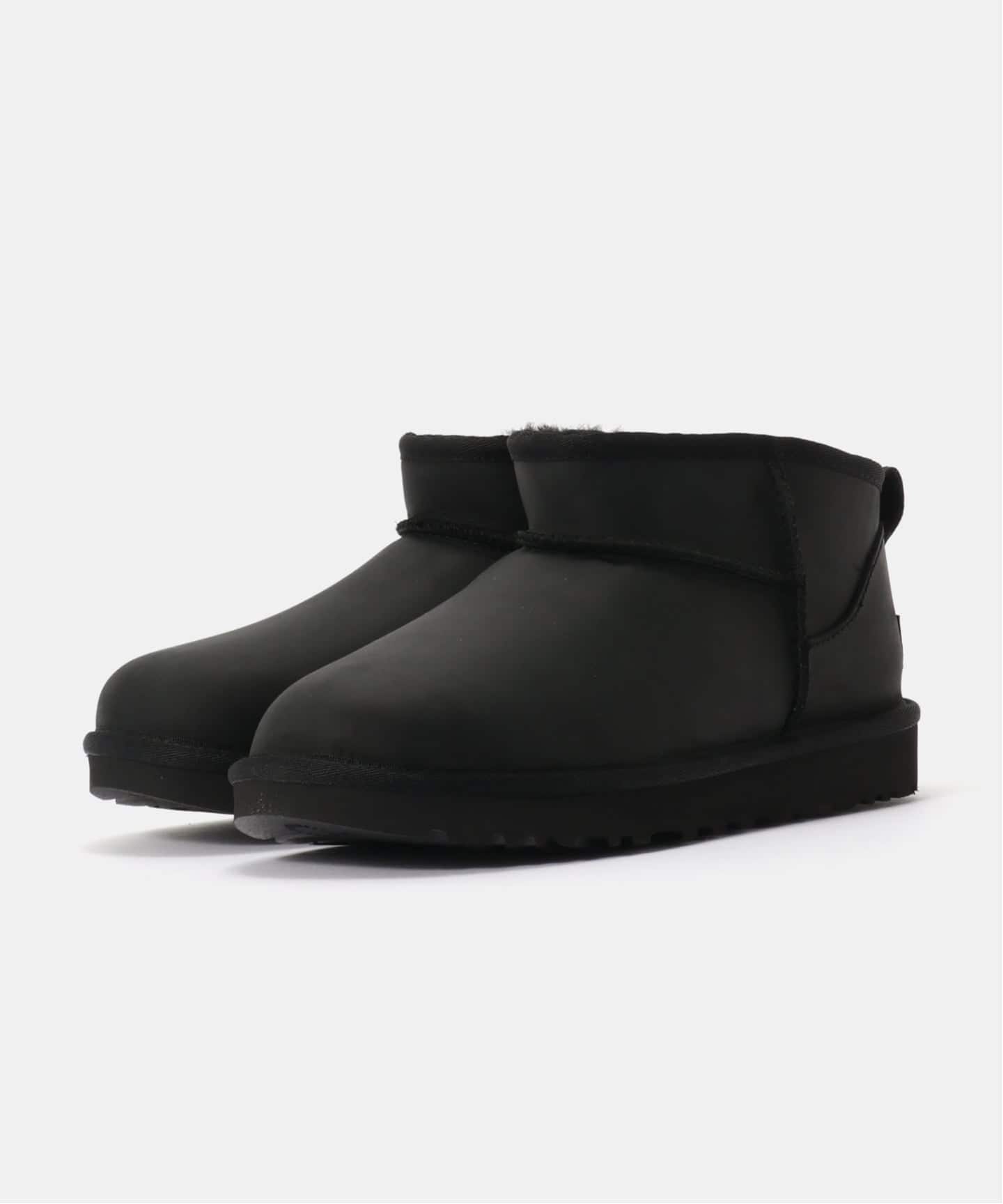 UGG W Classic Ultra Mini LTHR 1174210-BLAK