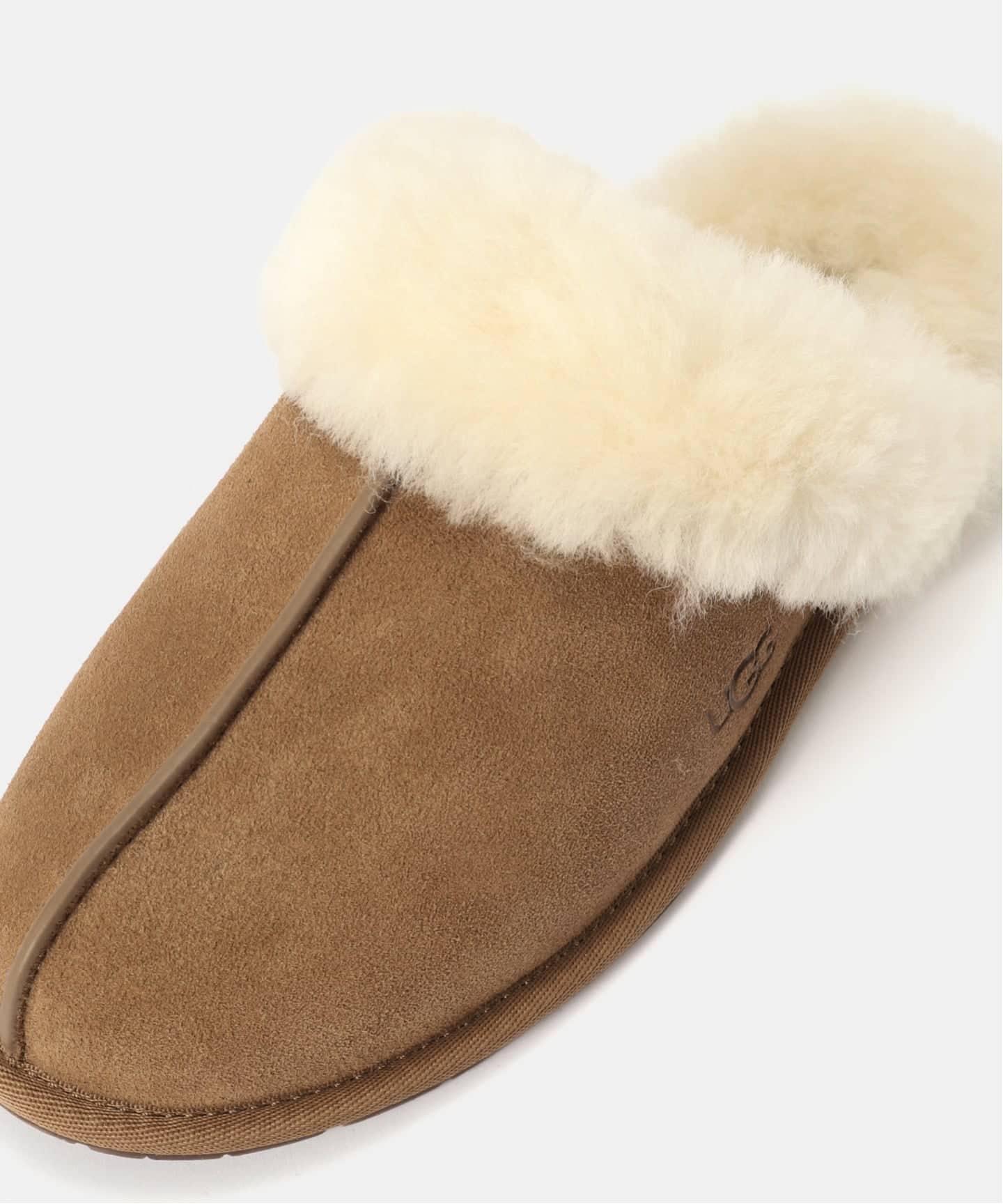 UGG W Scuffette II 1106872-CHE