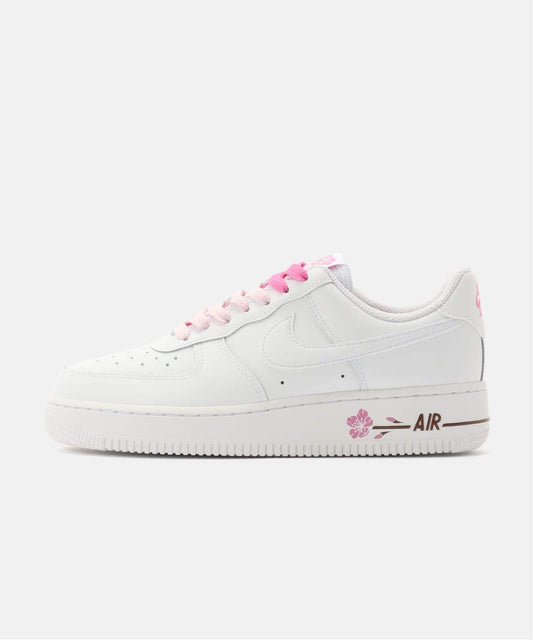 NIKE WMNS AIR FORCE 1 '07 SE IF0498-102
