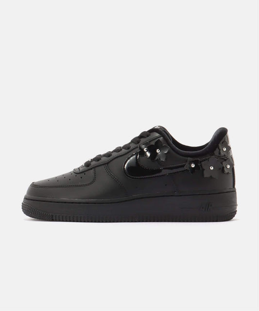 NIKE WMNS AIR FORCE 1 '07 IR8637-001