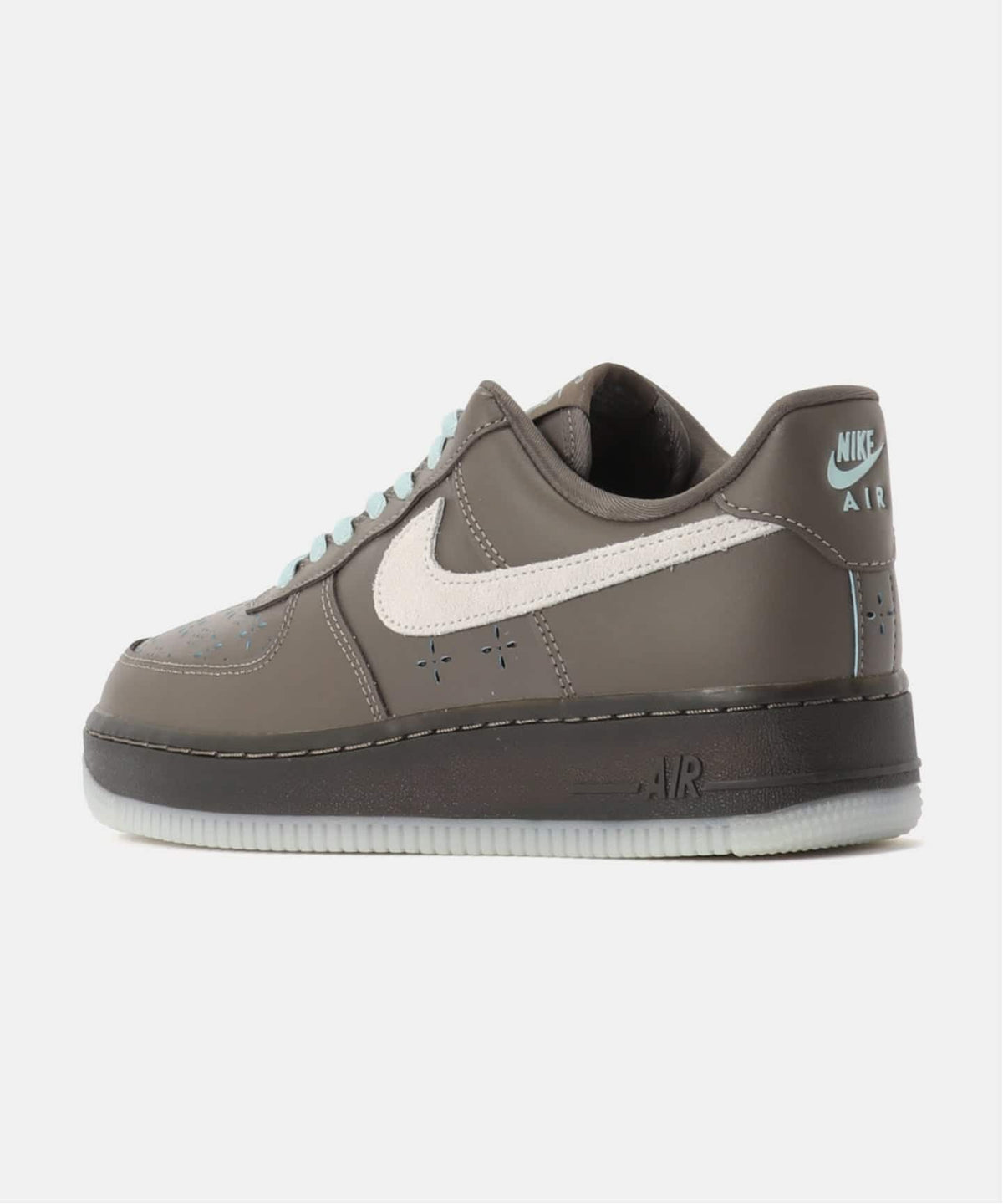 NIKE W AIR FORCE 1 '07 LV8 FMME IR5690-256
