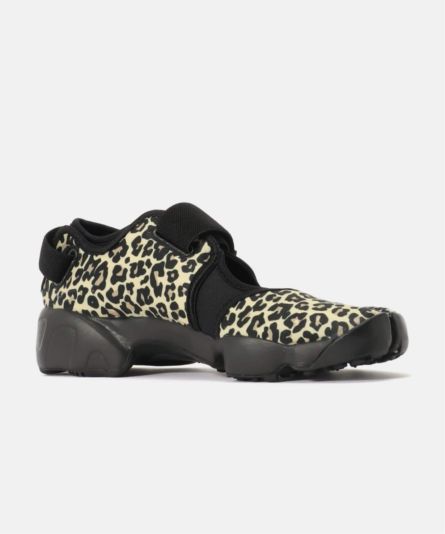 NIKE WMNS AIR RIFT IR5696-010