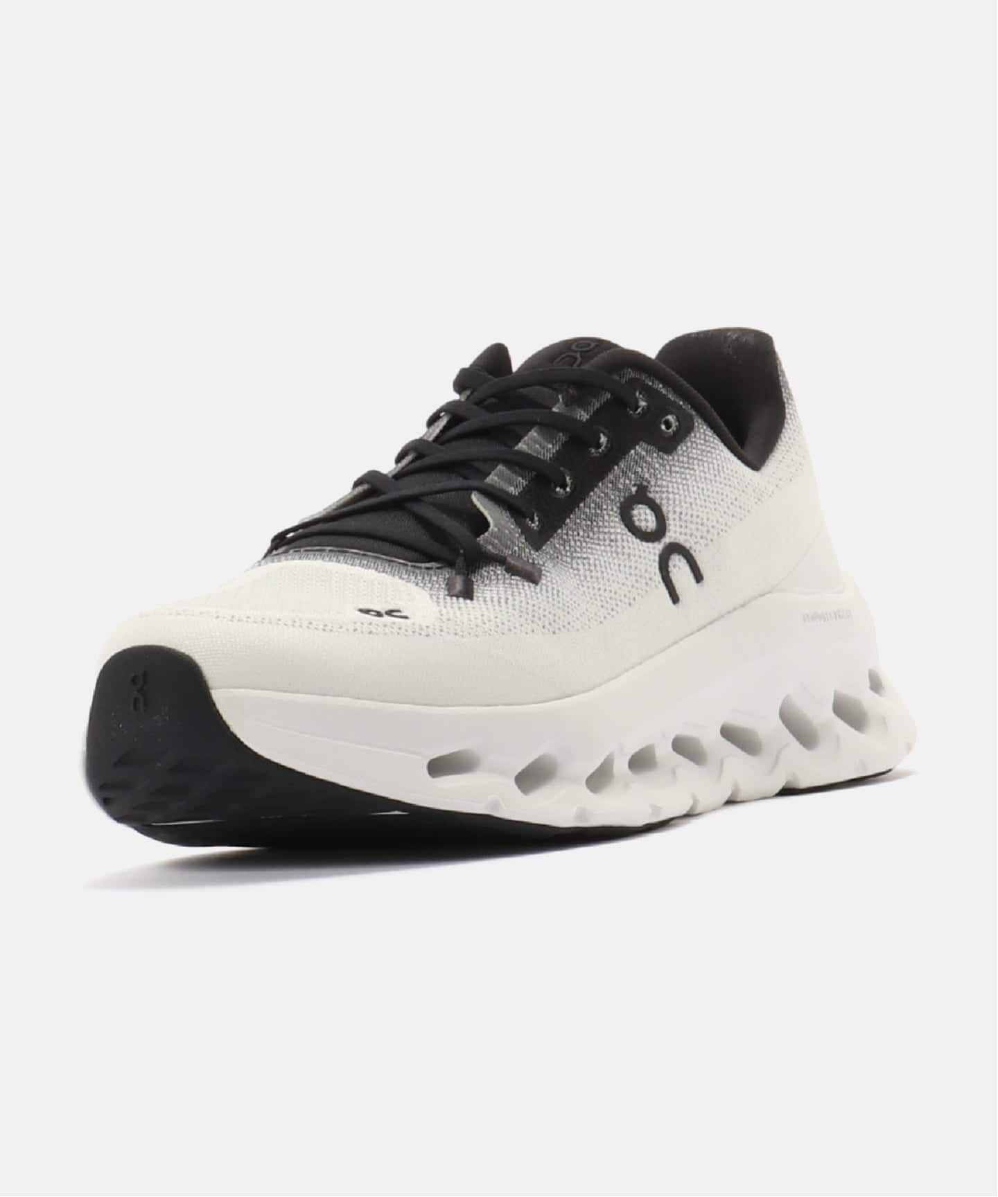 On Cloudtilt 3WE10051430