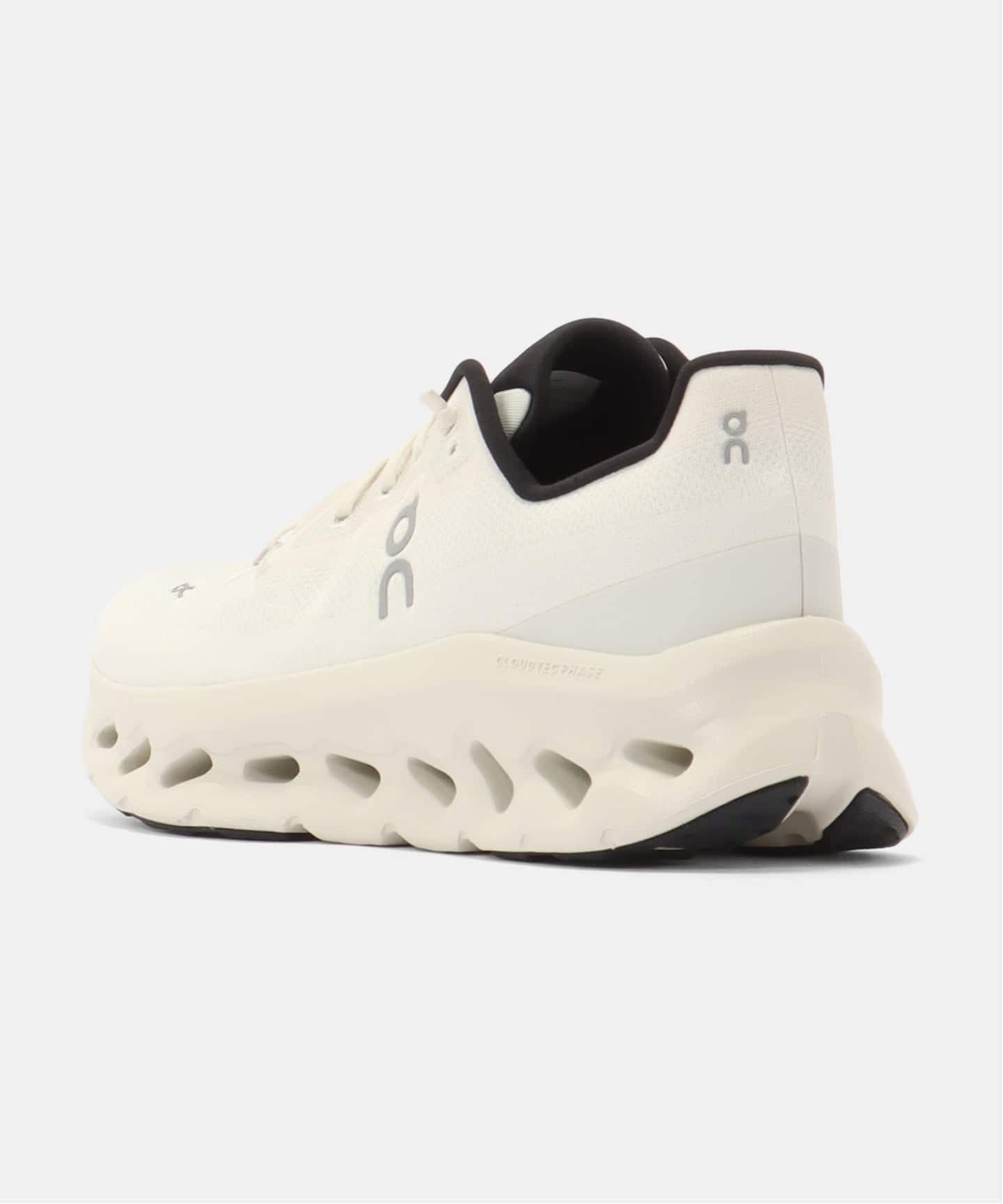 On Cloudtil 3WE10052531