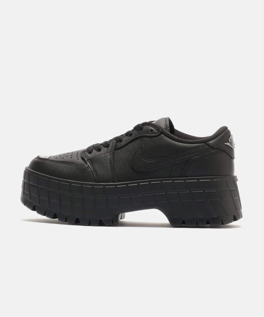 JORDAN BRAND W AIR JORDAN 1 BROOKLYN LOW HF3184-001
