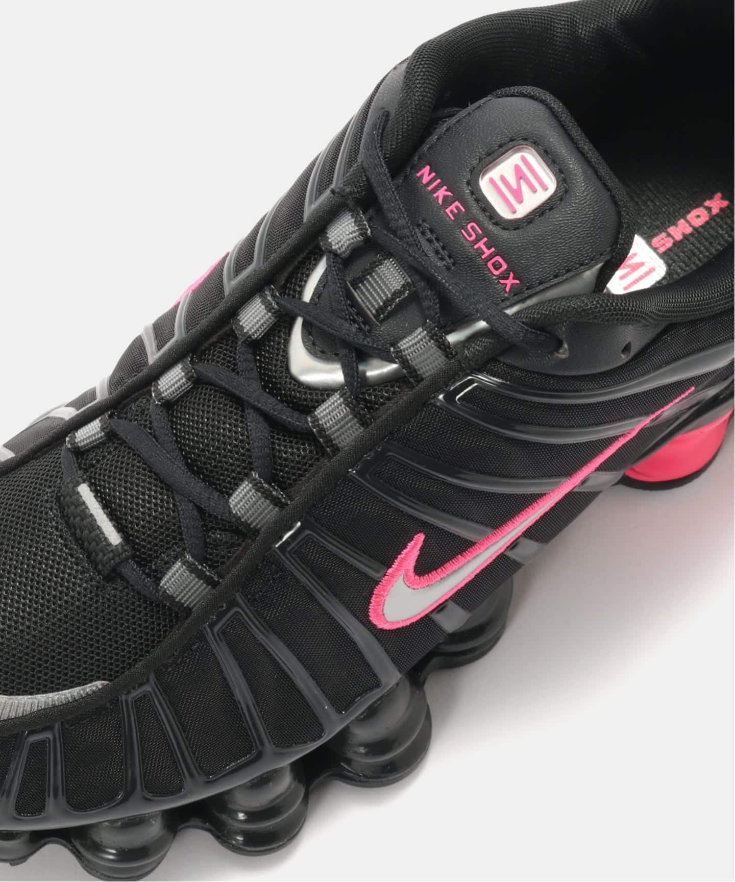 NIKE W SHOX TL IQ0273-045 – Herringbone Footwear｜ヘリンボーン