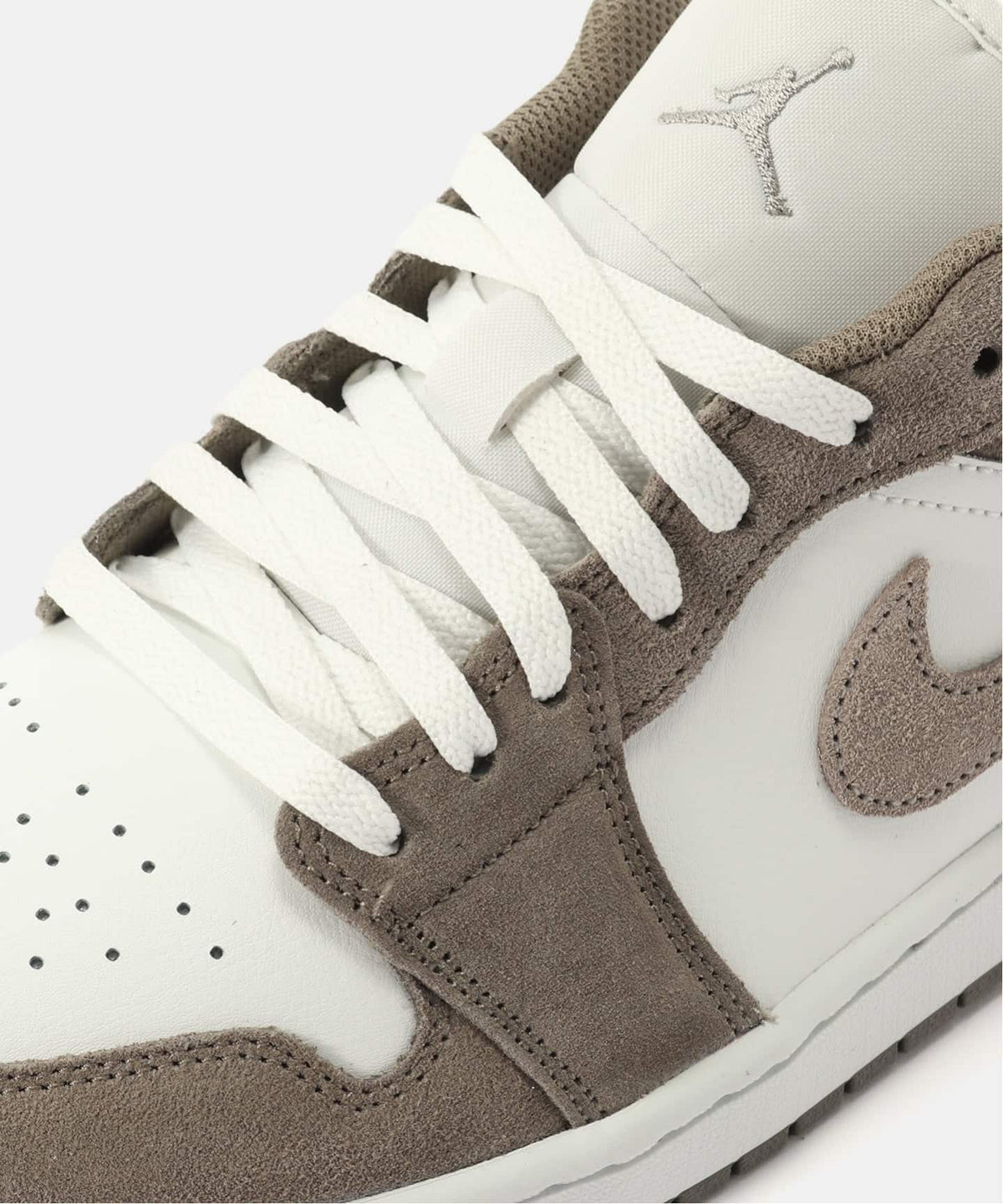 JORDAN BRAND AIR JORDAN 1 LOW 553558-046