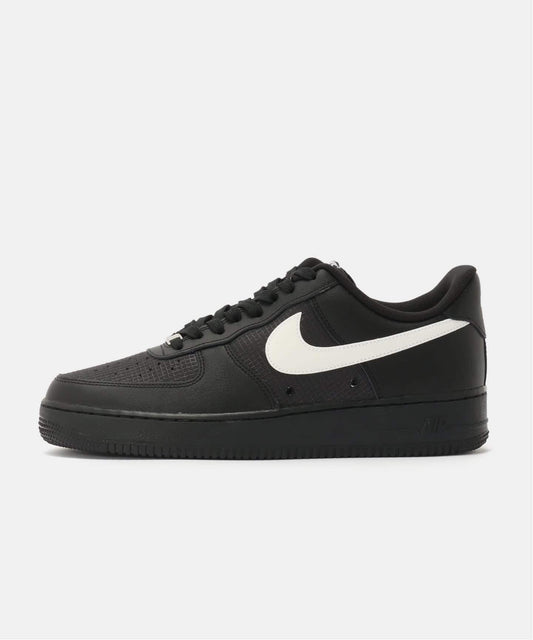 NIKE AIR FORCE 1 '07 LV8 TECH IR0952-001