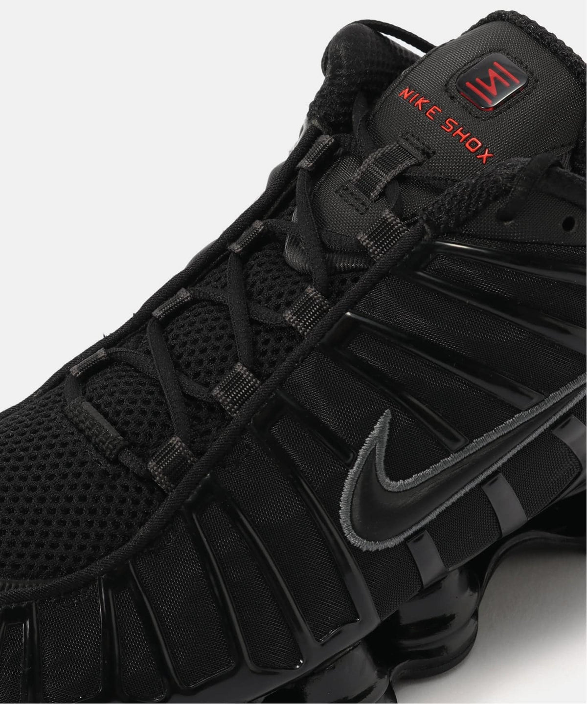 NIKE SHOX TL AV3595-002