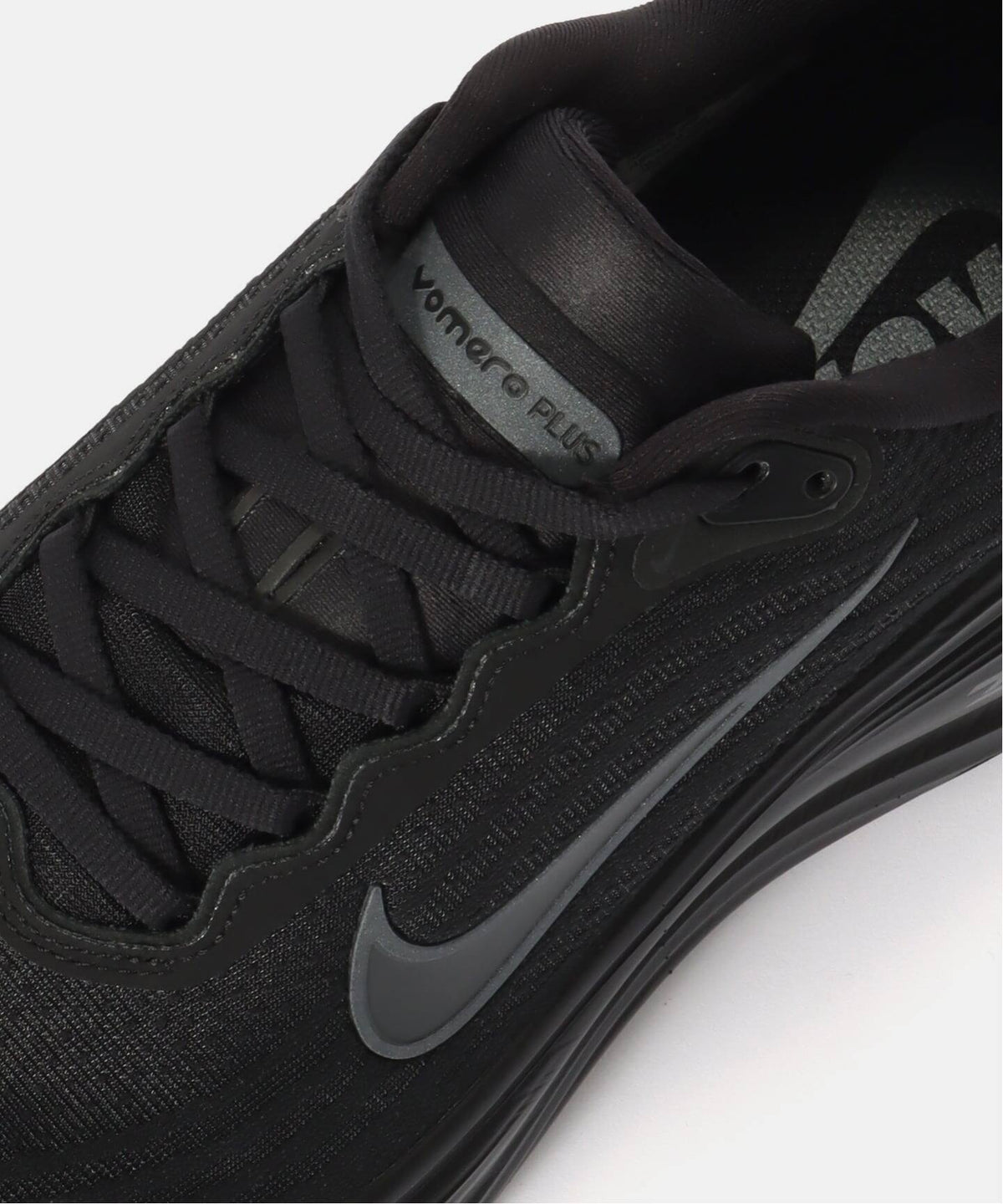 NIKE VOMERO PLUS HV8150-003