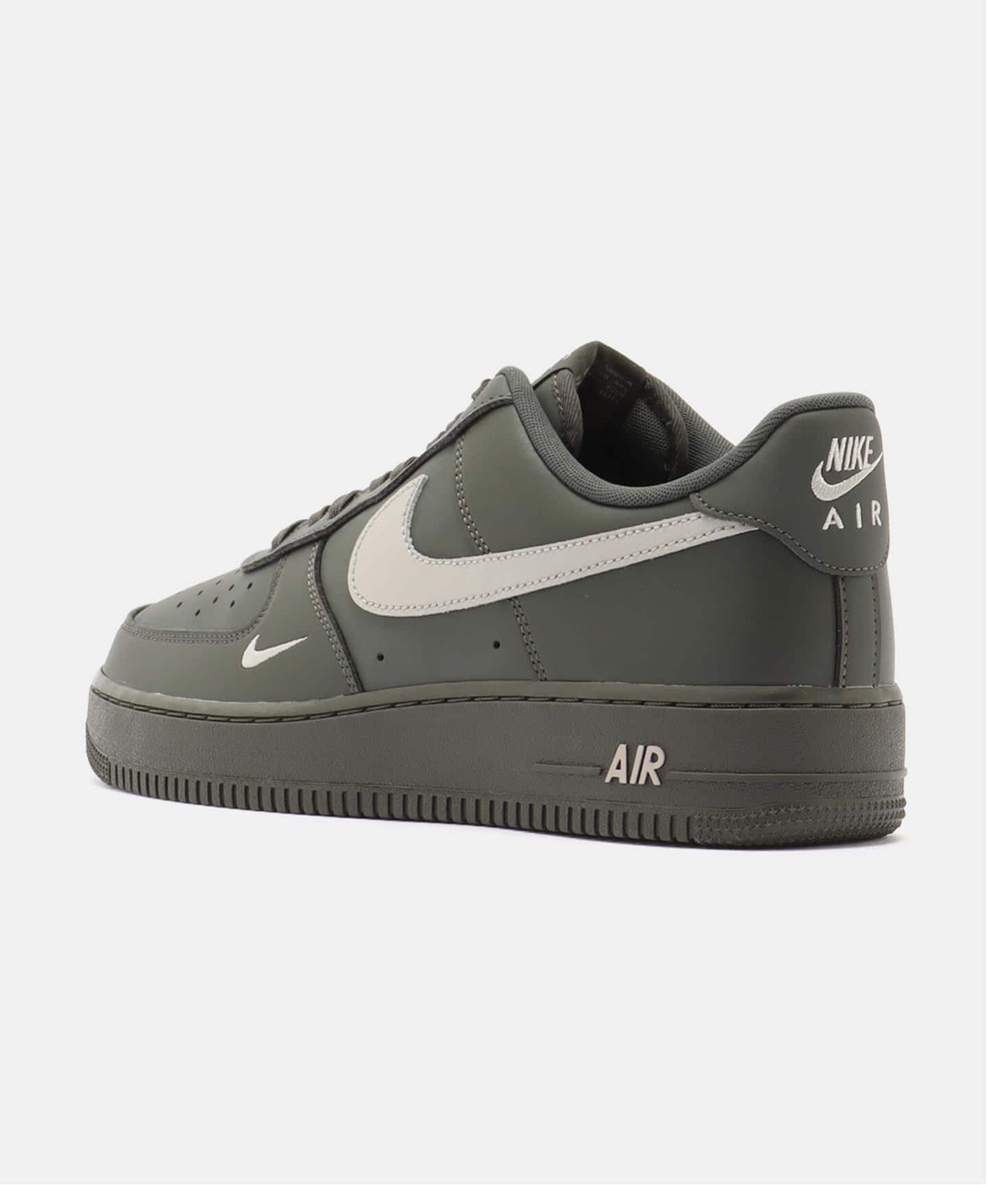 NIKE AIR FORCE 1 '07 IV5732-001