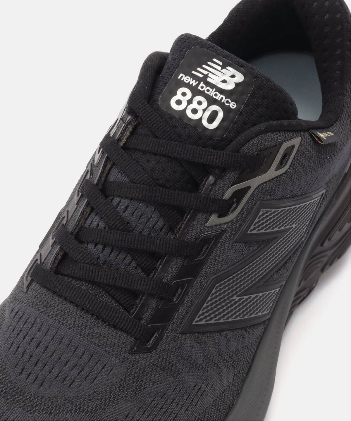 New Balance 880v15 GORE-TEX  M880GB15
