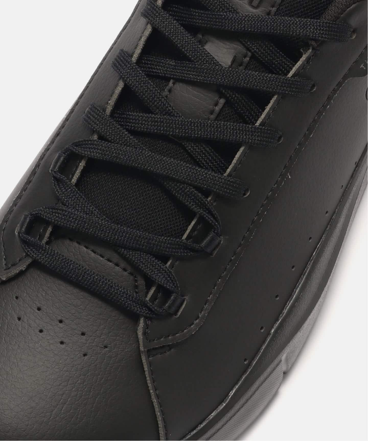 On THE ROGER Advantage 3MF30641043