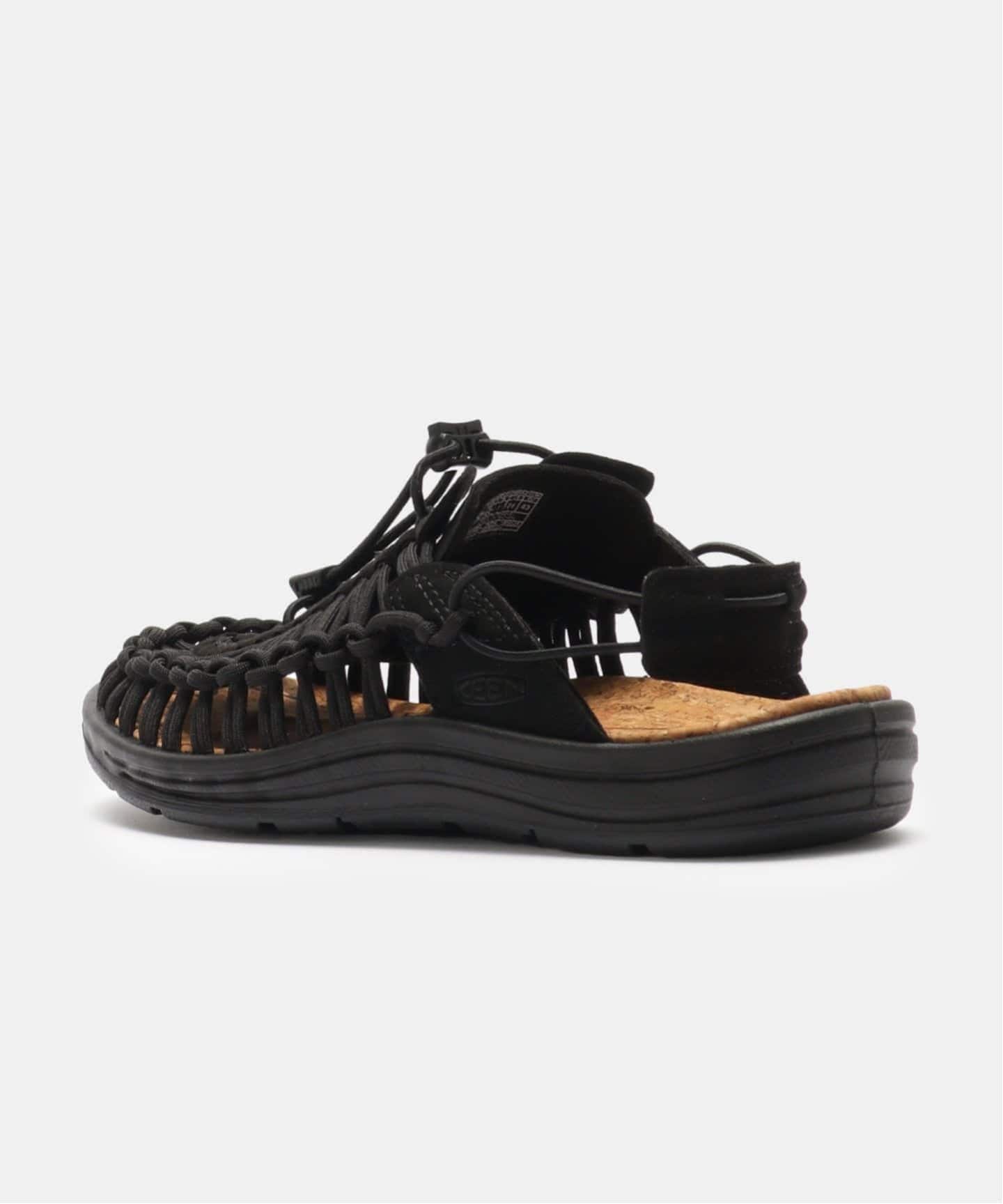 《予約》KEEN UNEEK II CONVERTIBLE 1030680