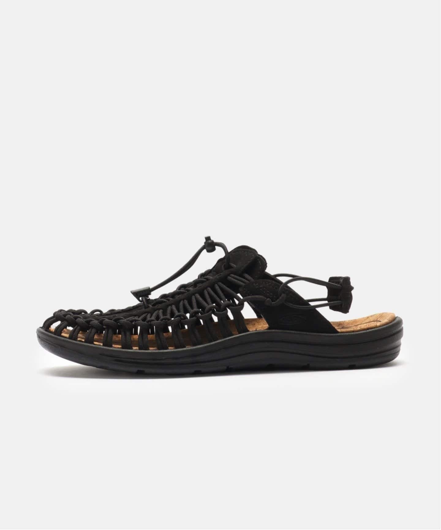 《予約》KEEN UNEEK II CONVERTIBLE 1030680