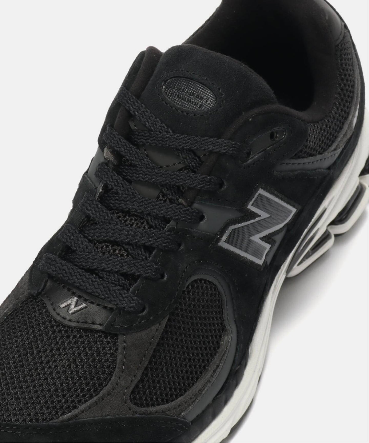 New Balance 2002R M2002RBK
